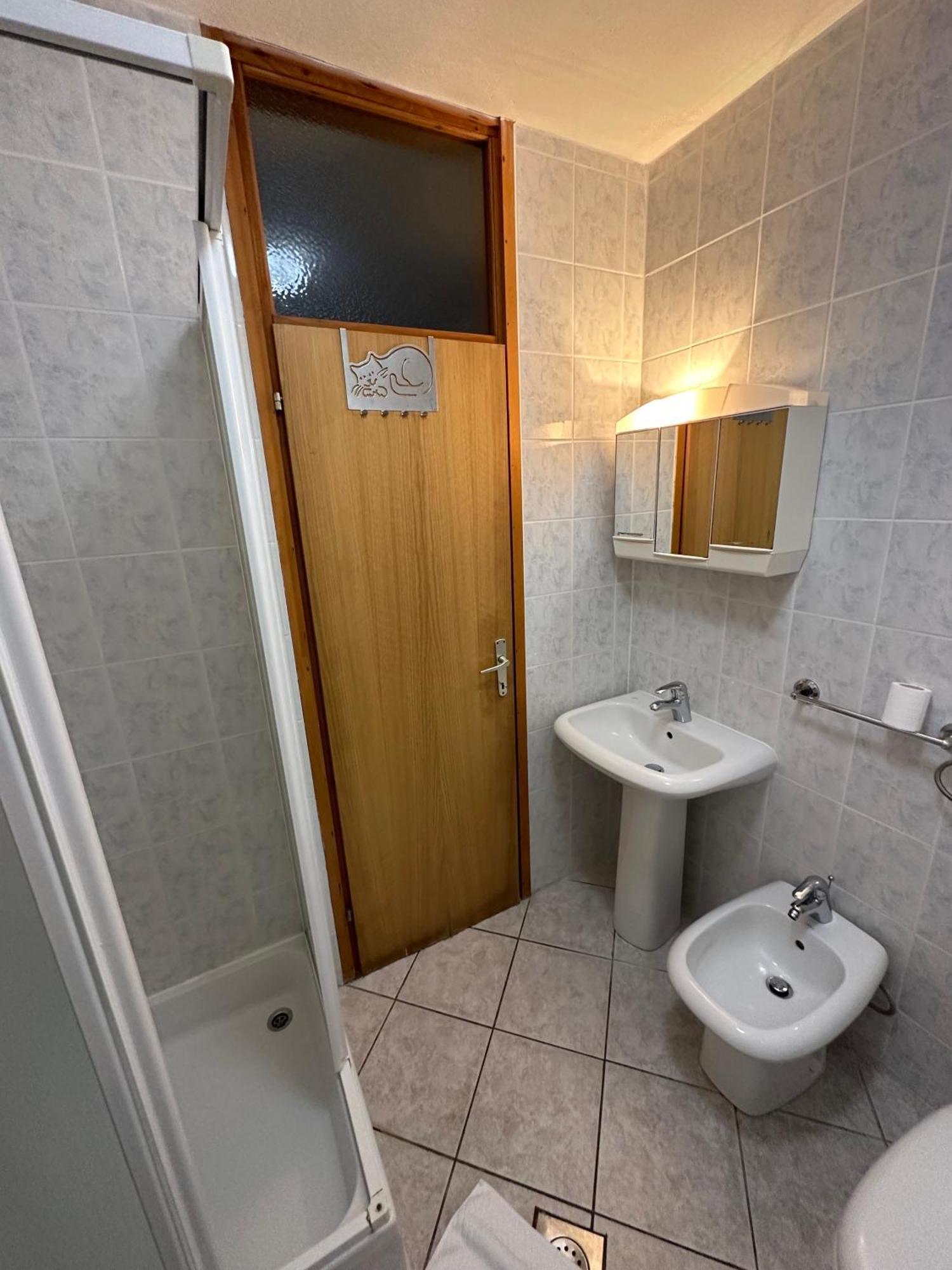 Apartmani Ana Malinska Extérieur photo