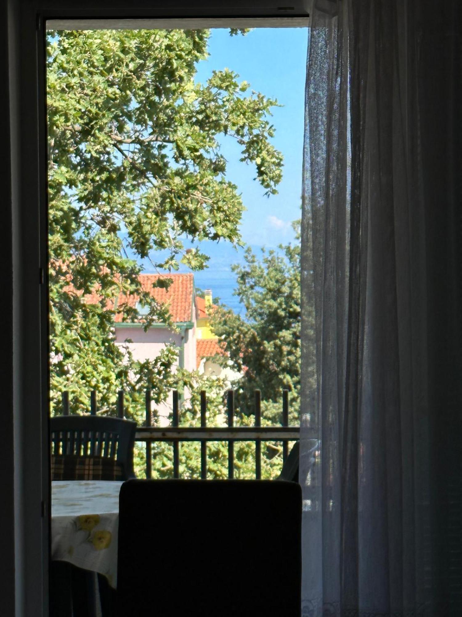 Apartmani Ana Malinska Extérieur photo